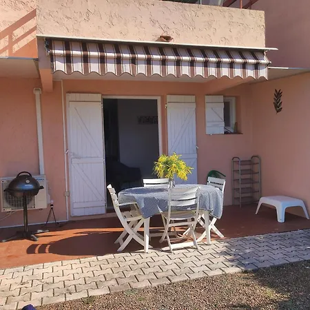 Lejlighed Joli Avec Jardin Dans Avec Piscines